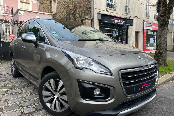 PEUGEOT 3008