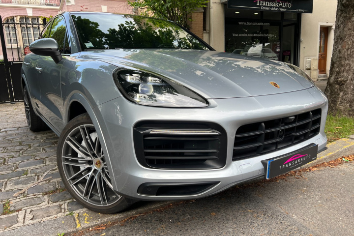 PORSCHE CAYENNE COUPE