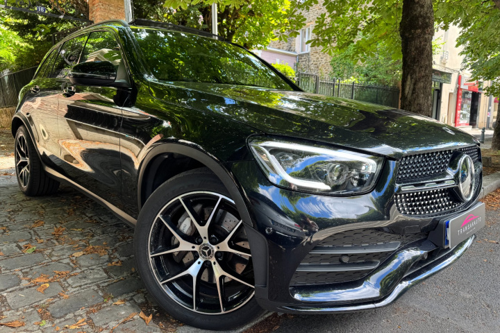 MERCEDES GLC