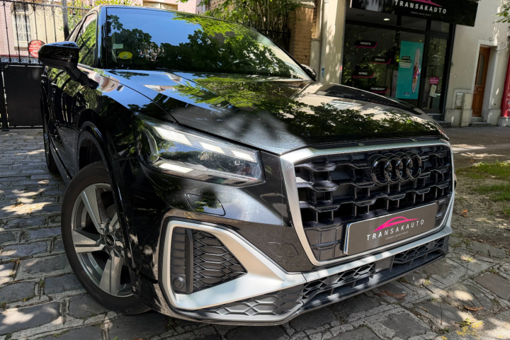 AUDI Q2