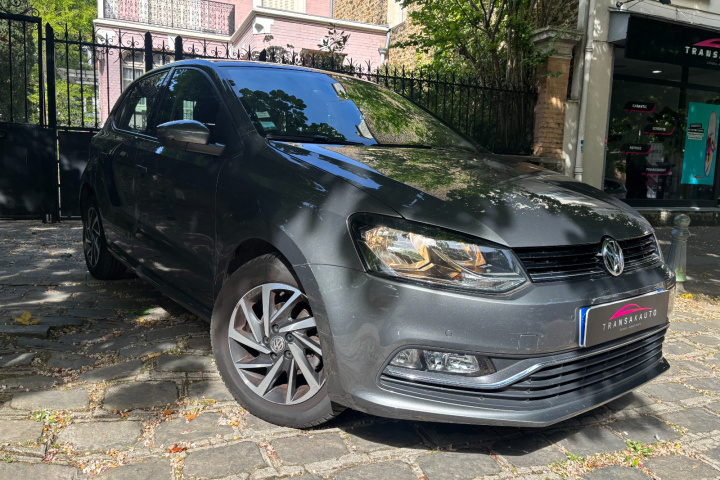 VOLKSWAGEN POLO