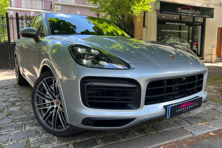 PORSCHE CAYENNE COUPE