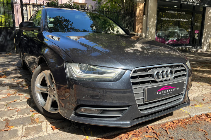 AUDI A4 AVANT