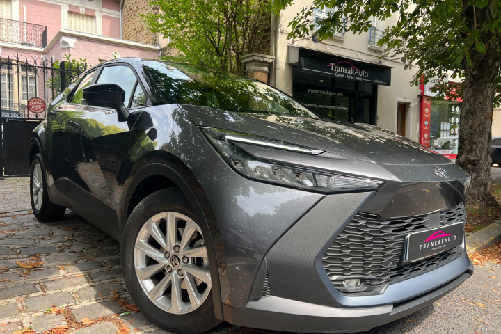 TOYOTA C-HR HYBRIDE MY23
